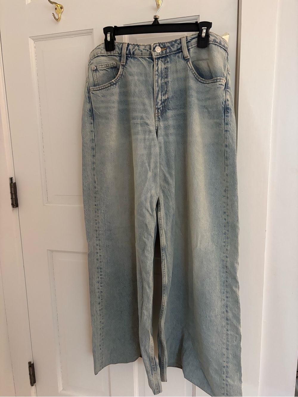 Zara Light Blue Wide-Leg Jeans